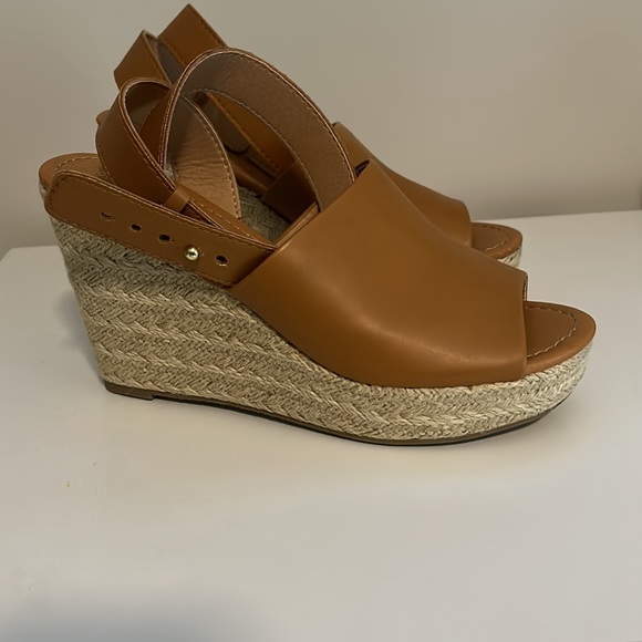 Camel wedges - Picture 2 of 2